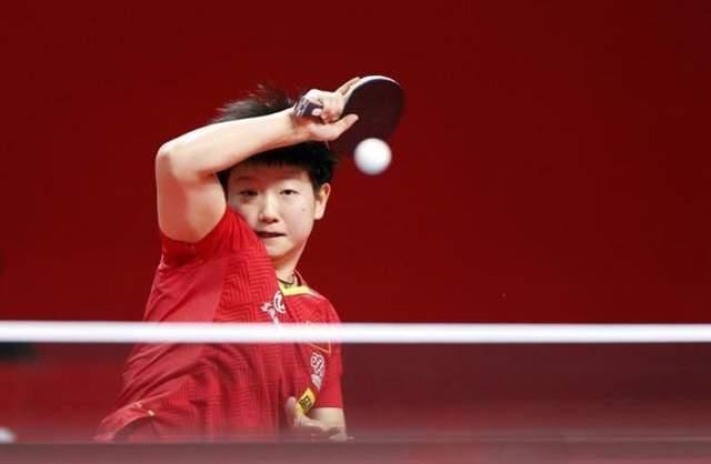 全体工作人 全体工作人